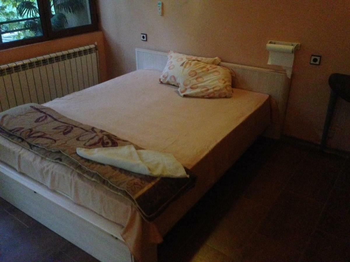 Hotel- Restaurant Struma Stara Kresna Bagian luar foto
